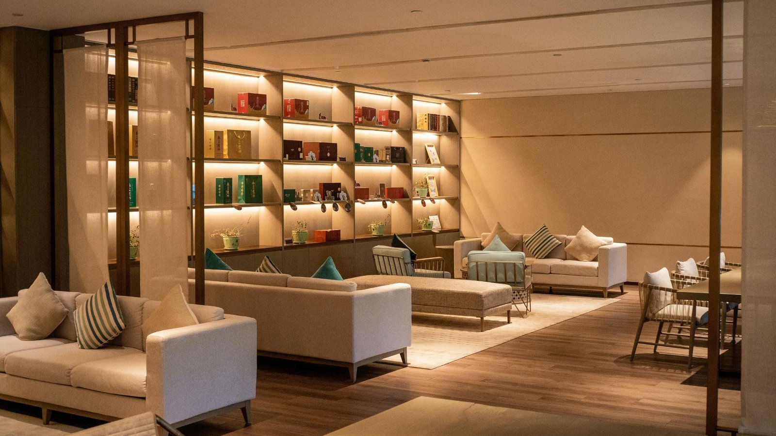 Tokyo hotels booking UK